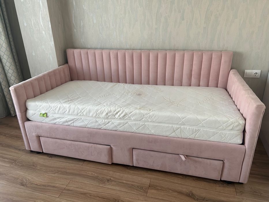 Продается детские  кроватки