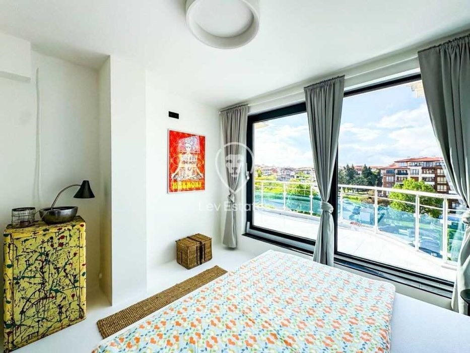 Продава се Четиристаен апартамент в с. Равда, Област Бургас - 175 кв.м за 1575 €/кв.м - Снимка #9