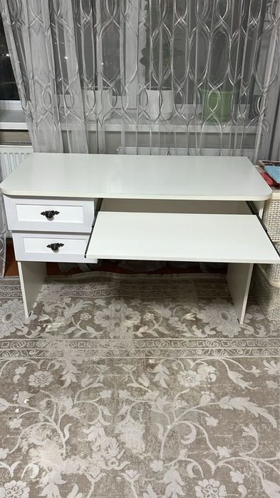 Письменный/ рабочий  стол