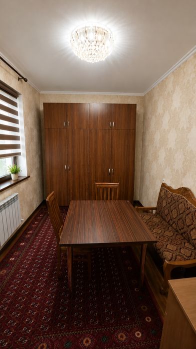 Uy sotiladi. 3 qavatli novostroykani 2 chi qavati elit mahalla
