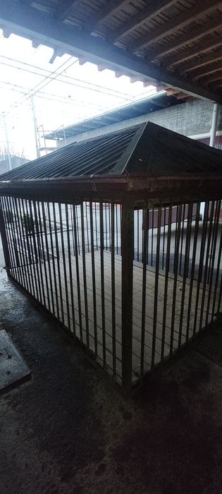 Кафас сотилади жуда бакуват килиб ясалган таги пол тахта ИТ ёки куй ун