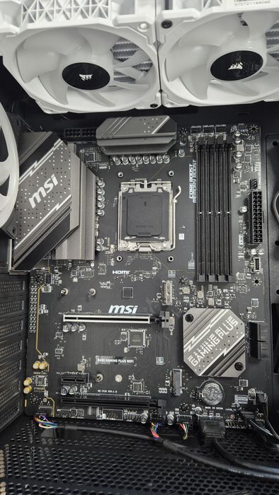 Placă de bază MSI B650 Gaming Plus WiFi, AM5, DDR5