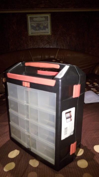 Valiza cu 30 locase de depozitare