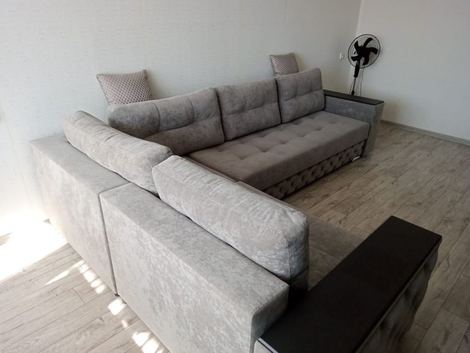 Продам большой диван