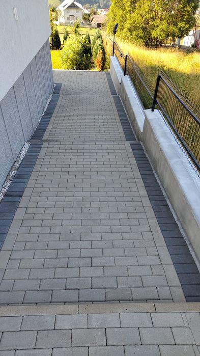 Proprietate de vânzare, teren, anexă,camere individuale.