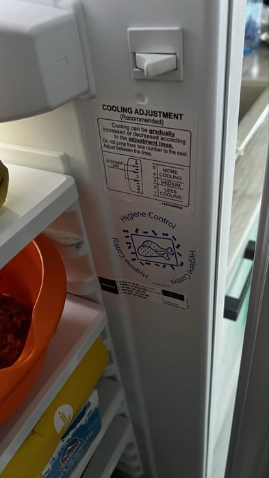 Frigider cu Congelator Arctic perfect functional