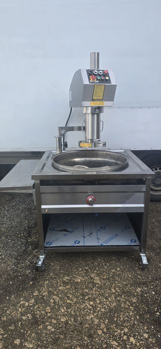 Машина за чурос и тулимби