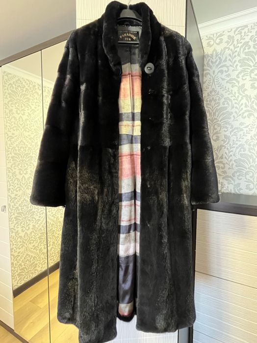 Продам норковую шубу