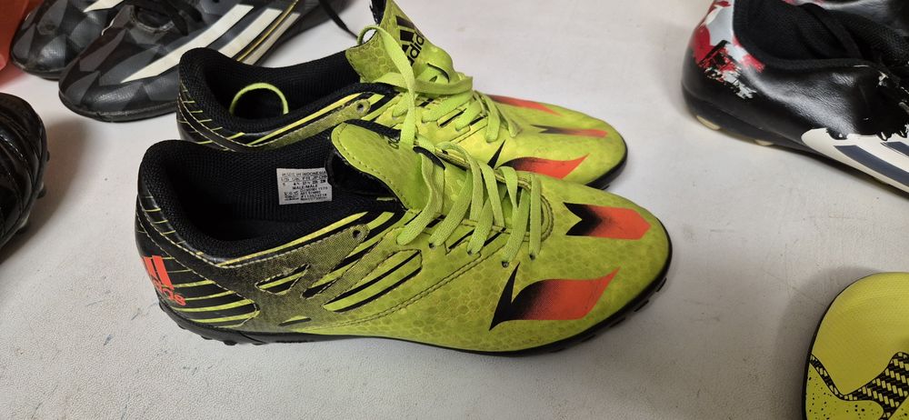 Бутонки за футбол