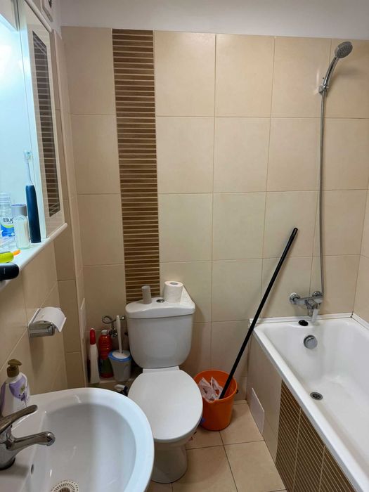 Garsoniera de închiriat