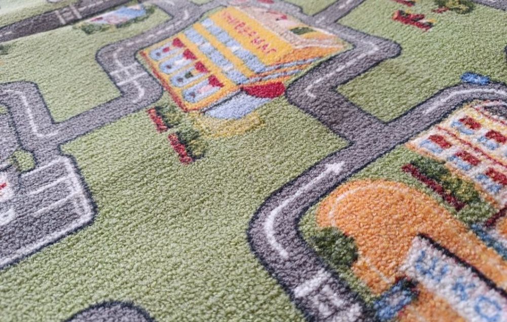 Ковер в детскую с рисунком новый