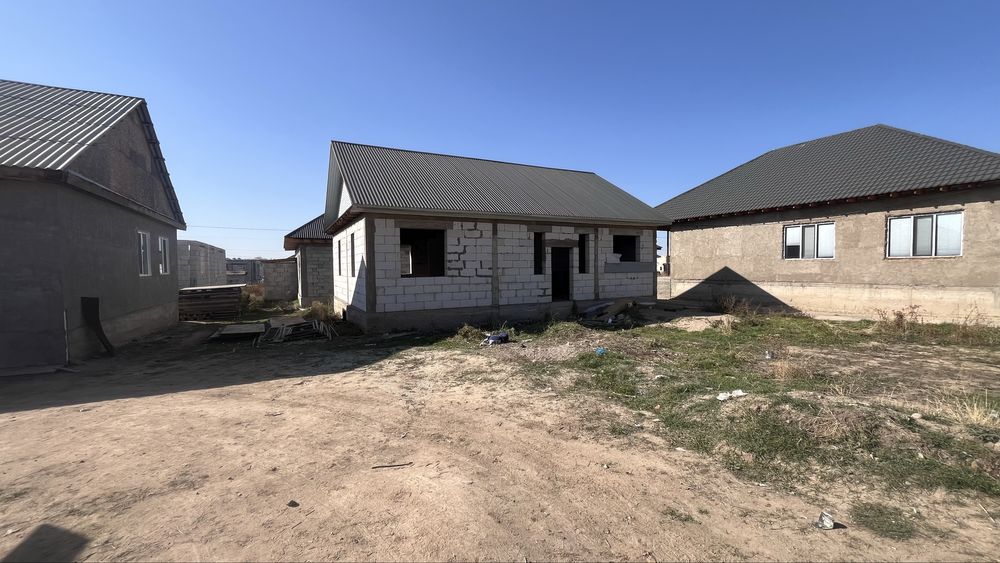 Продам  дом в черновой отделке