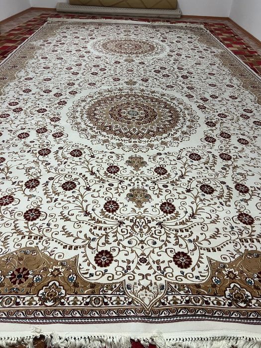 Очень качественный ковёр 4×7