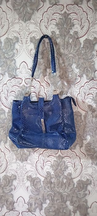 Продам сумки кожаные