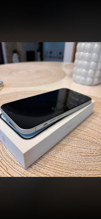iPhone 15 plus albastru