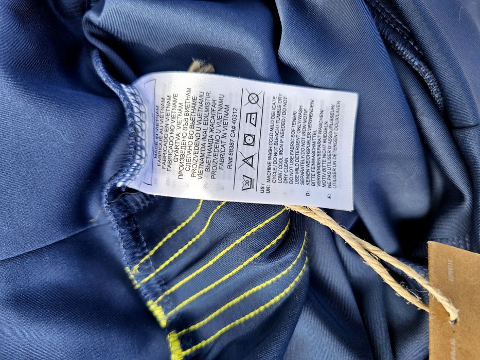 Adidas оригинален дамски клин нов Л размер