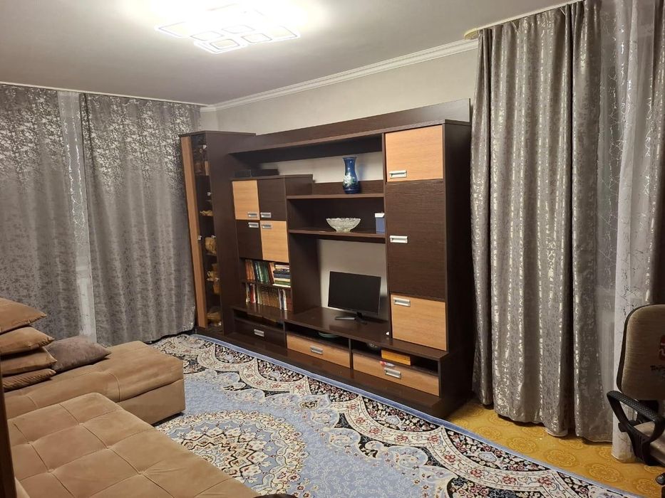 Продается  3-комн (7-139, 3 эт)