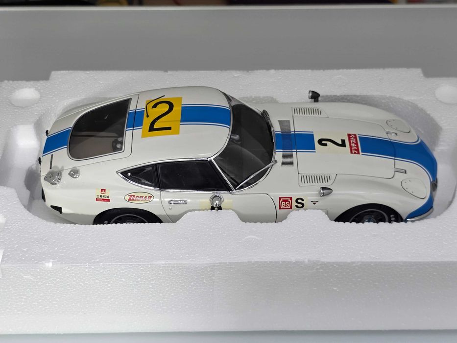 Macheta Auto 1/18 AUTOart Toyota 2000 GT 24 Hrs Fuji 1967