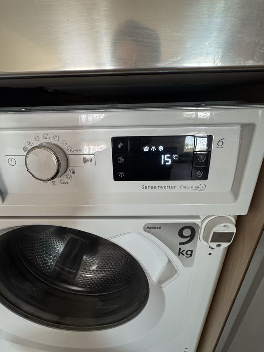 Пералня Whirlpool 9 кг – Inverter – Тиха – Отлично състояние