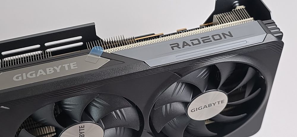 Видео карта Gigabyte Gaming OC RX 7800 XT 16GB GDDR6 AMD Radeon