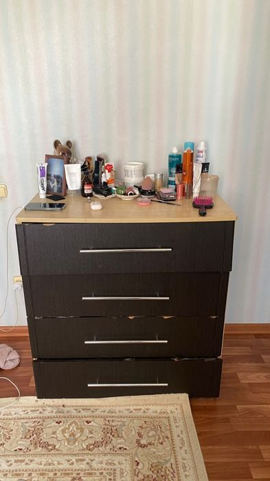 Продается комод для спальни