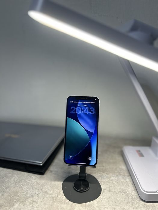 Айфон 12 128GB.