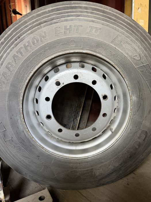 Продам колесо на грузовой авто