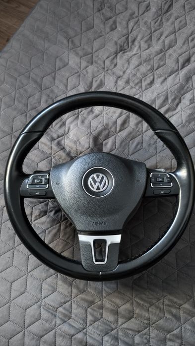 Vand volan passat b6, b7, cc cu padele