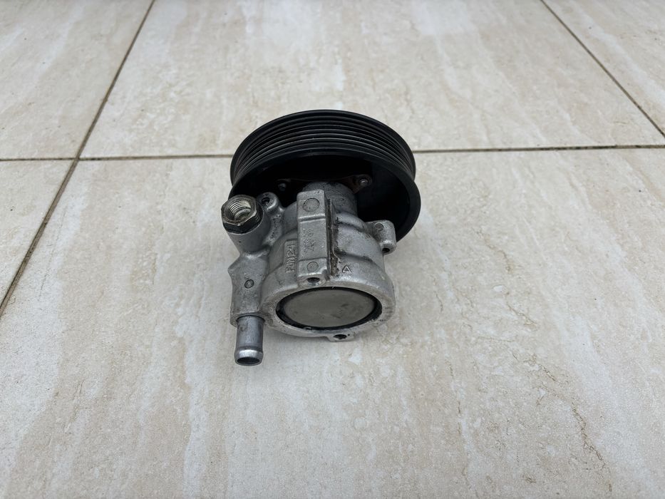 Pompă servodirecție renault laguna 3