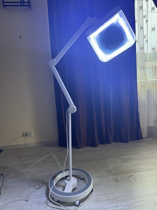 Lampa Profesionala  Led cu Lupa  Încorporata