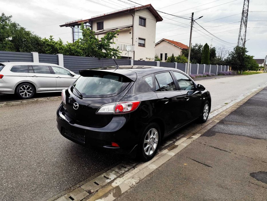 Mazda 3 1.6 Diesel 110 CP 2013