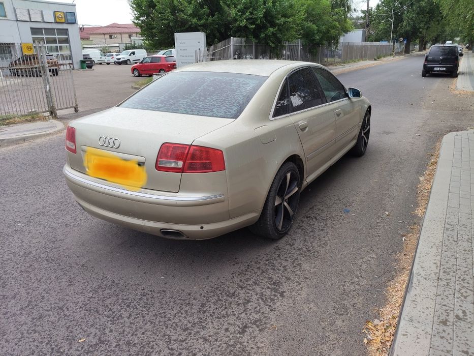 DEZMEMBREZ Audi A8 3.0 Diesel.Pachet W12