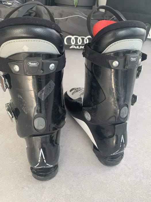 Ски обувки Атомик