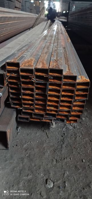 Трубы профильные разм.от 20х20мм и до 100х100мм толщиной стенки до 3мм