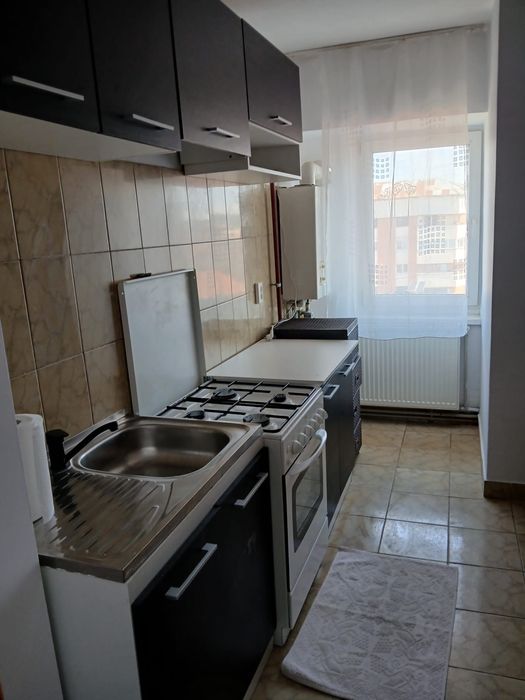 apartament de inchiriat 3 camere zona centrala