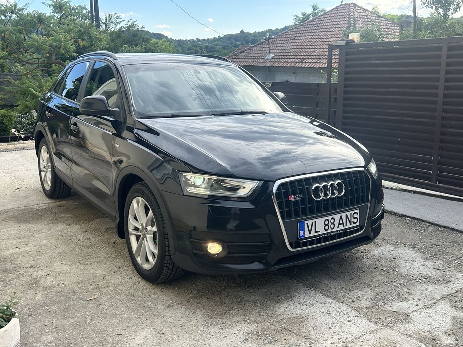 AUDI Q3 2012