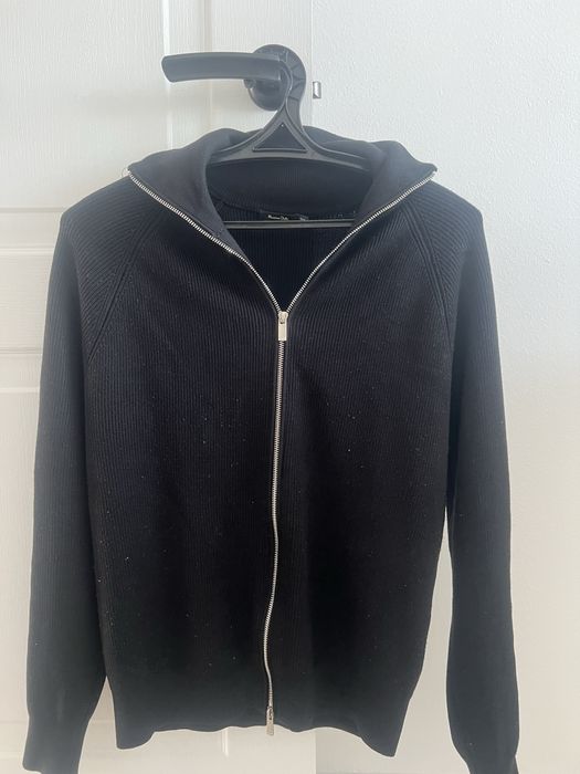 Кардиган черный .