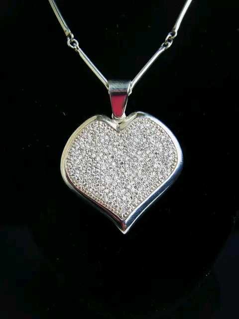 Сребърни медальони