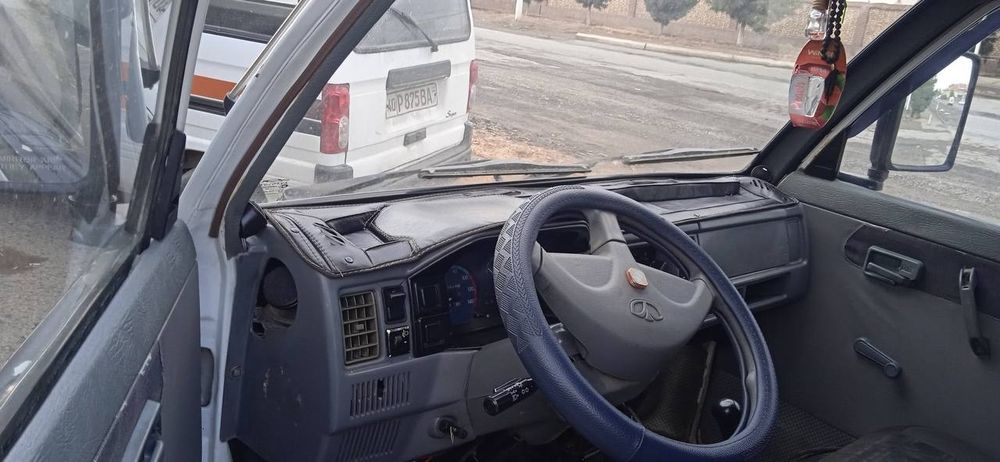 Damas 1998 yil probek 00000 xolati yaxshi