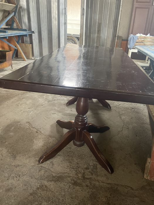 Кухонный стол