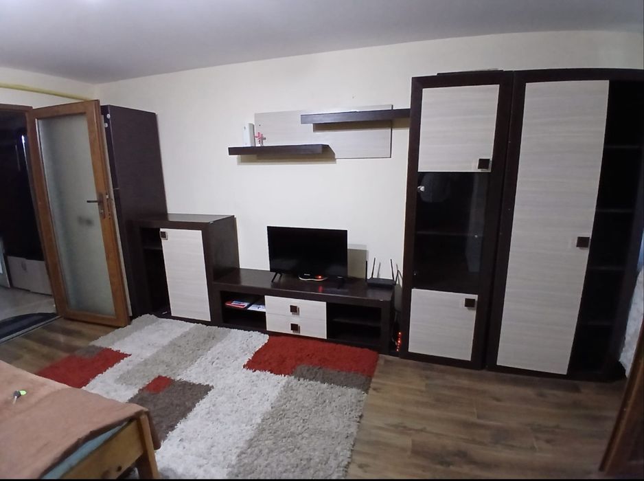 Garsoniera suprafață de 32 m  (tatarasi) str.Vasile Lupu nr.114  A3 Tronson 1 etaj 1 cu centrala termica noua.