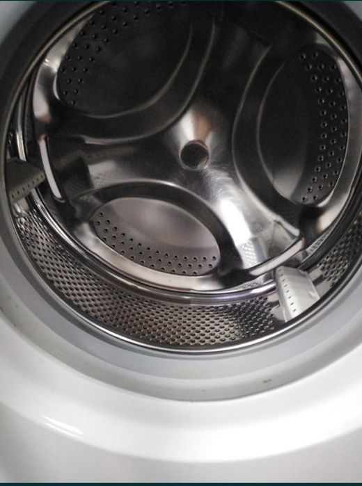 Продам стиральную машину