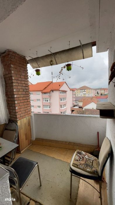 Apartament cu 3  camere de vanzare in Blaj