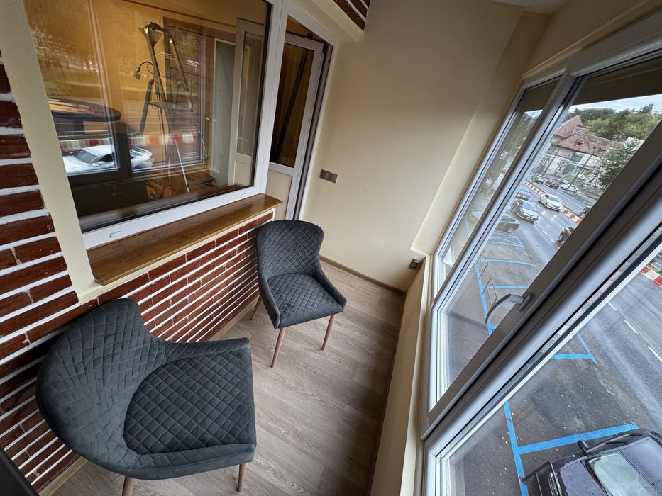 Garsoniera mare Centrul Civic 43mp renovata acum- proprietar