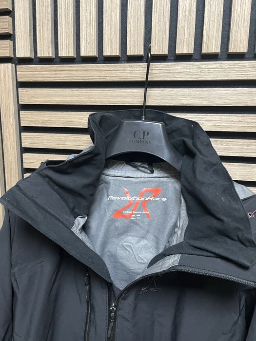 Revolution Race : HyperShell - Яке  размер ХЛ / Оригинал