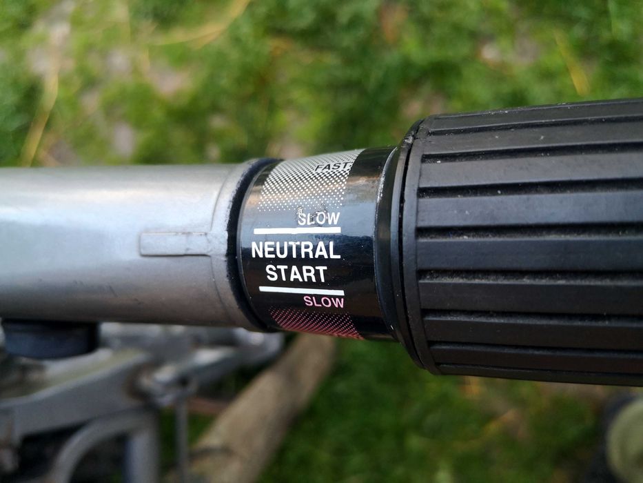 URGENT motor barca Mariner 8 CP 2 pistoane bloc motor tank Cizma50.5cm