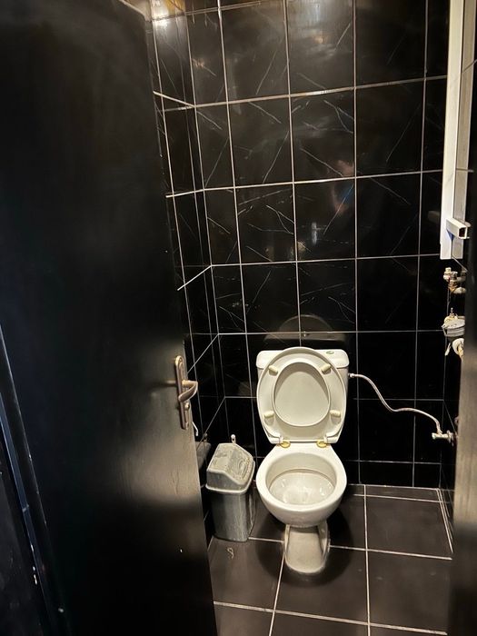 Дава се под наем Магазин в Разлог - 95 кв.м за 459 € - Снимка #4