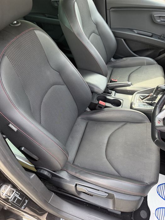 Седалки от сеат леон / салон seat leon