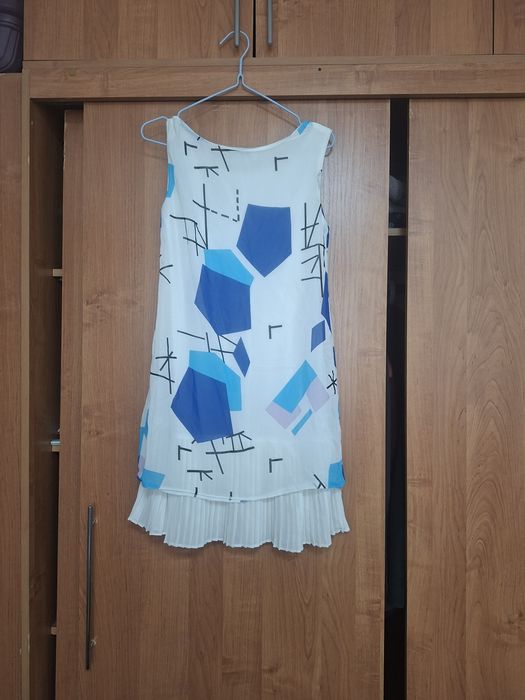 Вещи женские 42 размер