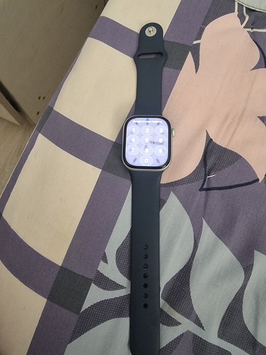 APPLE WATCH SERIYA 10 Silver srochna Sotiladi  Xolati Ideal